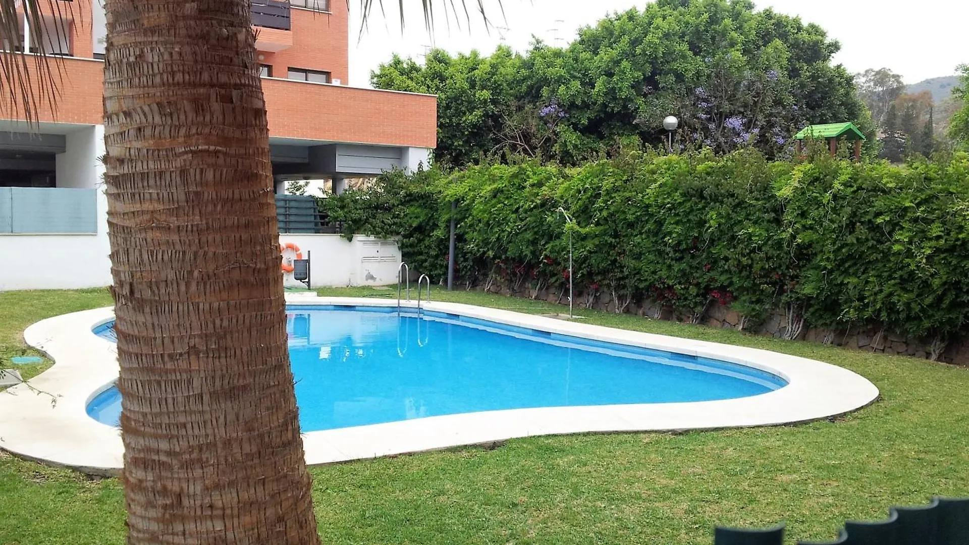 Apartment Apartamento Con Terraza A 5 Min Playa Rincon de la Victoria