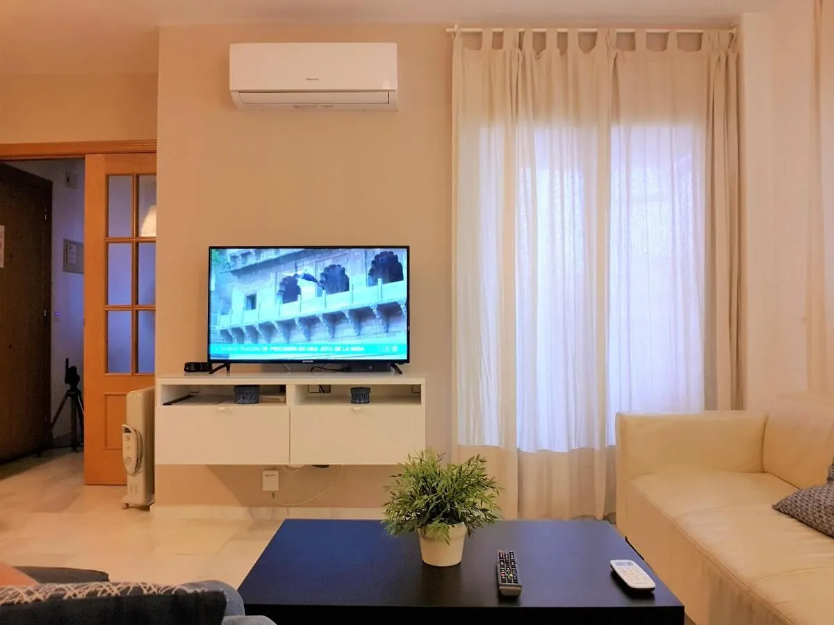 Apartamento Con Terraza A 5 Min Playa Rincon de la Victoria Spain